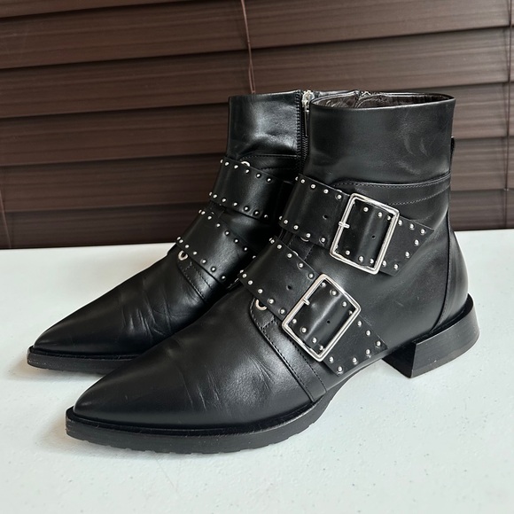 Capezzani Leather Pointed Toe Stud Ankle Boot Size 7.5 (38) - Picture 3 of 14